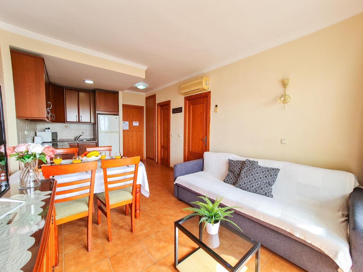 Parking Privado Benalbeach بينالماذينا المظهر الخارجي الصورة