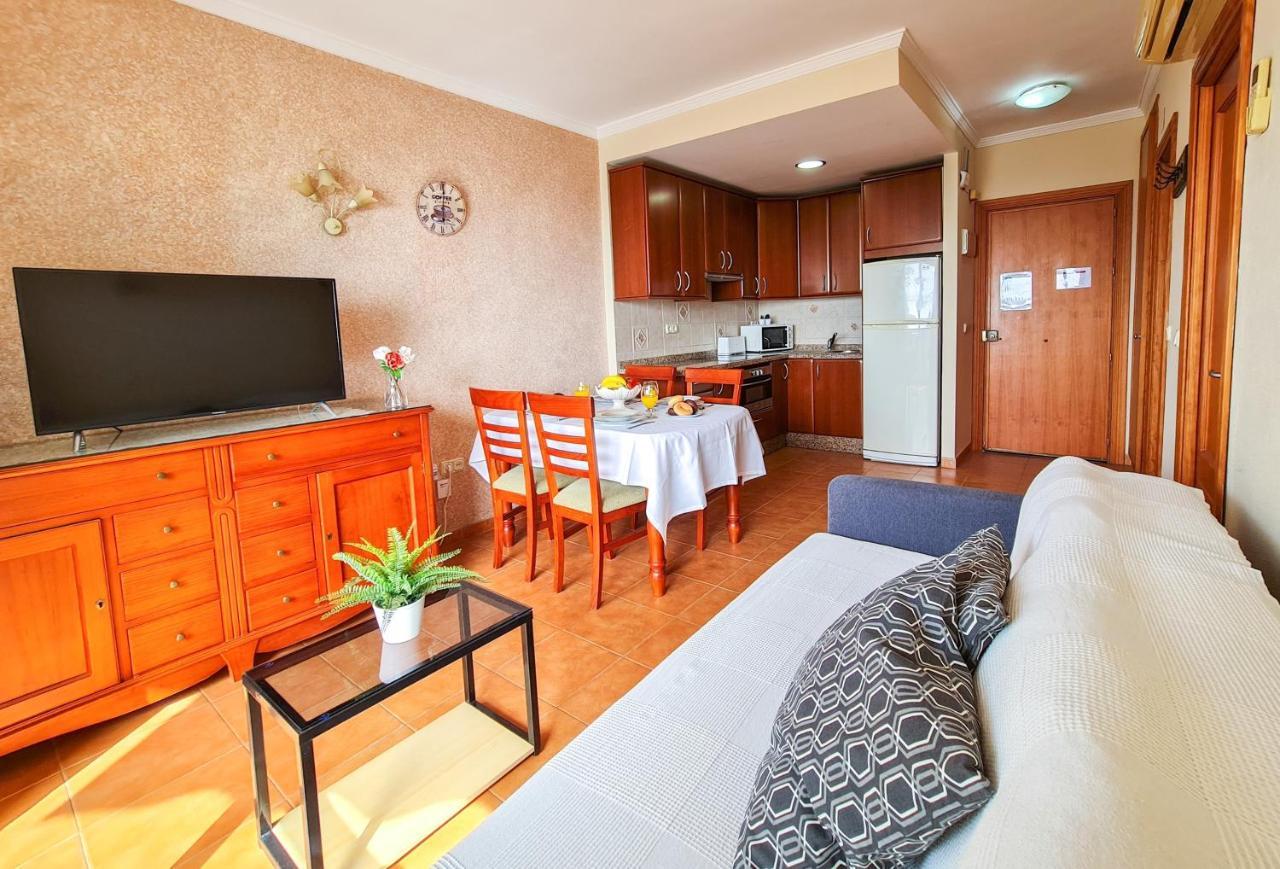 Parking Privado Benalbeach بينالماذينا المظهر الخارجي الصورة