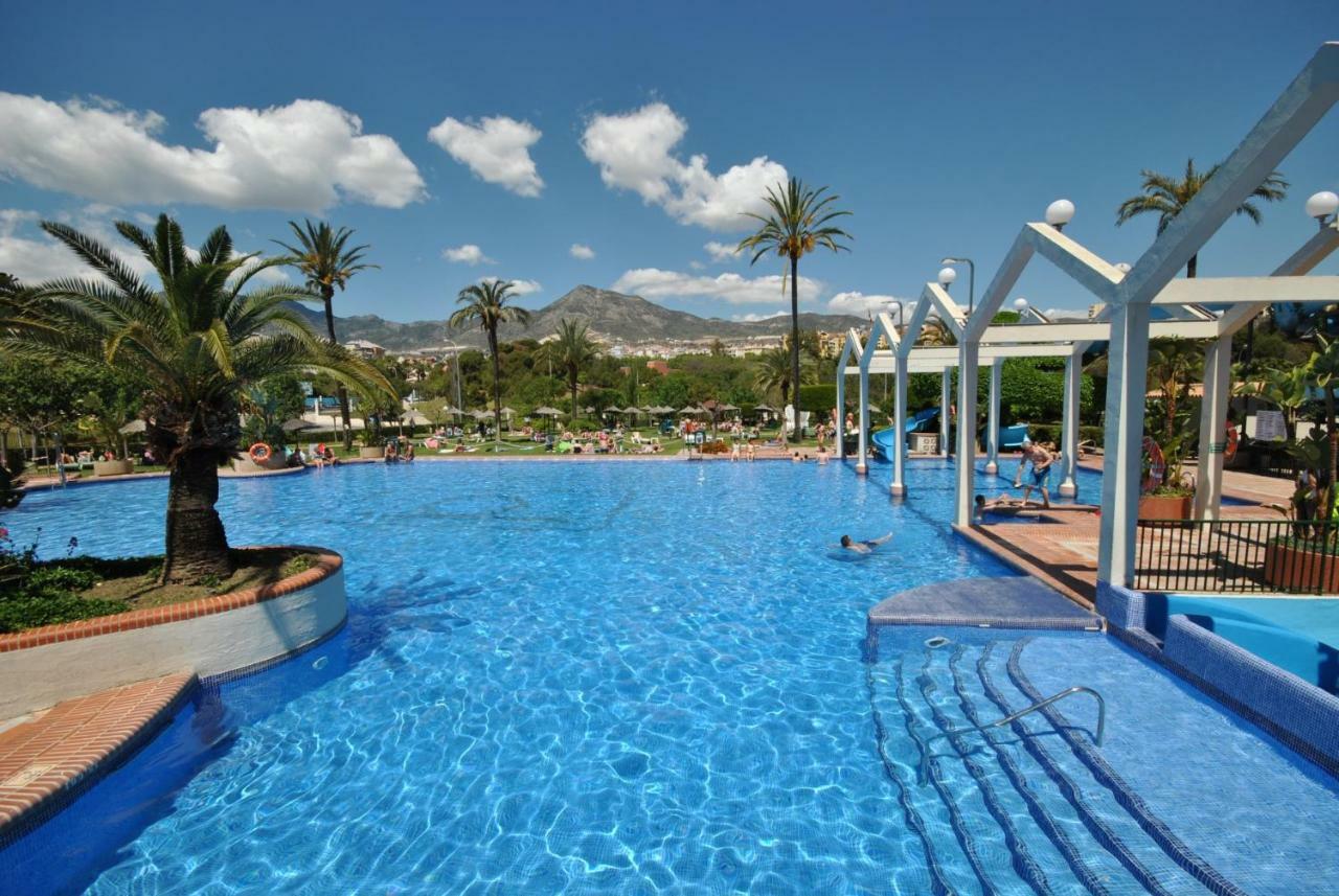 Parking Privado Benalbeach بينالماذينا المظهر الخارجي الصورة