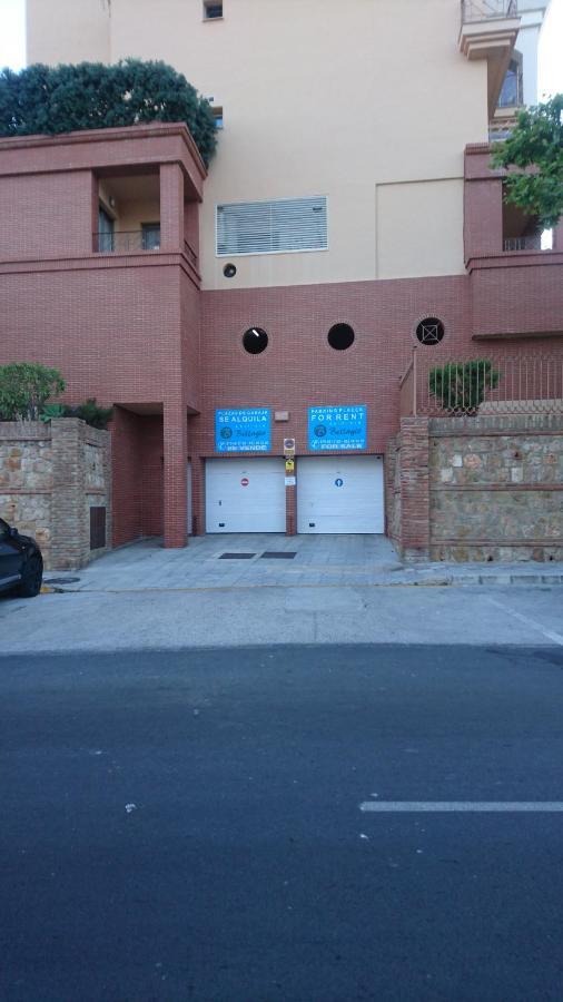 Parking Privado Benalbeach بينالماذينا المظهر الخارجي الصورة