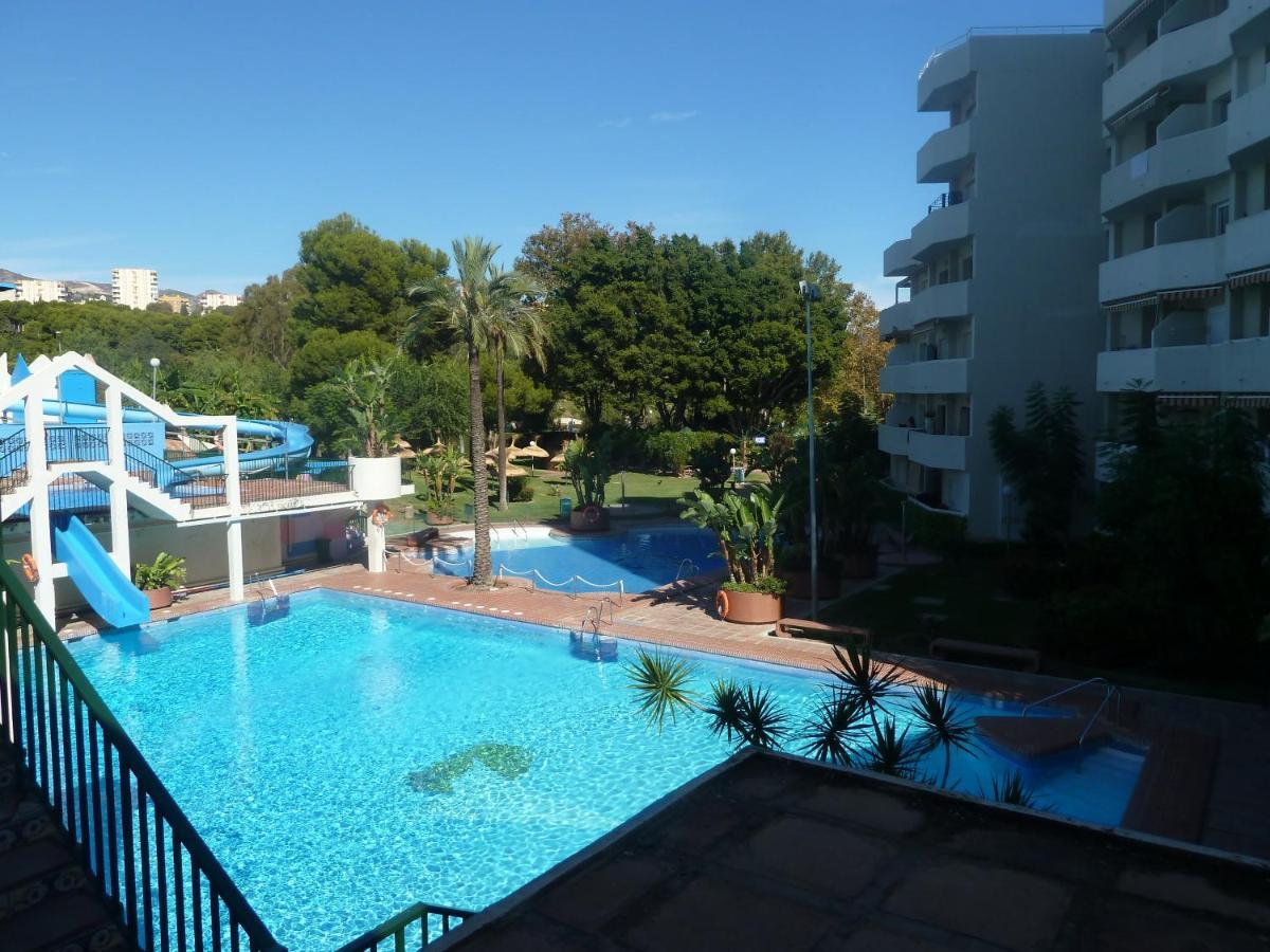 Parking Privado Benalbeach بينالماذينا المظهر الخارجي الصورة